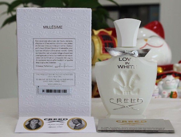 Lịch sử Creed Love in White