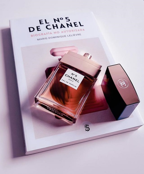 Thiết Kế Chanel No 5 Eau De Parfum
