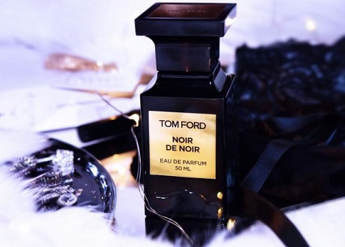 Thiết kế Tom Ford Noir de Noir
