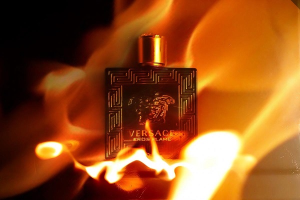 Thiết Kế Versace Eros Flame Eau De Parfum